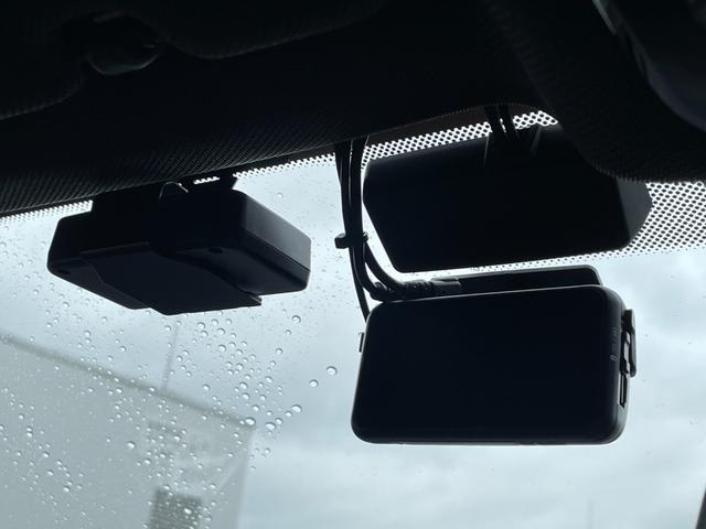 8シリーズ 840d xDrive グランクーペ パノラマルーフ/純正ナビ/DTV/360°カメラ/harman Kardon/茶革シート/Apple Car Play/ETC/HUD/前後ドラレコ/シートヒーター/シートベンチレーション(13枚目)
