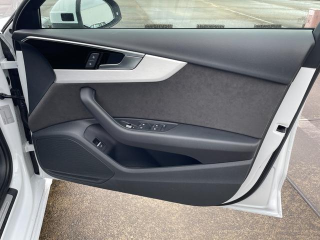 A4アバント 35TDI Sライン MMIナビ/DTV/360°カメラ/マトリクスLED/ハーフレザーシート/シートヒーター/ACC/BSM/レーンアシスト/バーチャルコックピット/ETC/前後ドラレコ/パワーバックドア/CarPlay(35枚目)