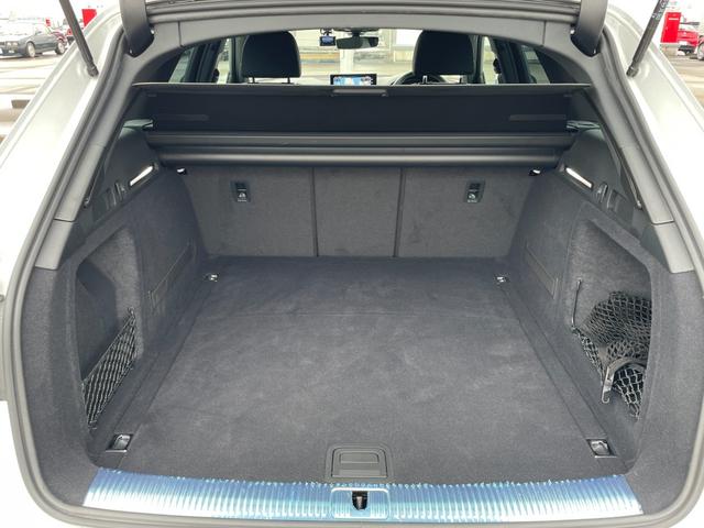 A4アバント 35TDI Sライン MMIナビ/DTV/360°カメラ/マトリクスLED/ハーフレザーシート/シートヒーター/ACC/BSM/レーンアシスト/バーチャルコックピット/ETC/前後ドラレコ/パワーバックドア/CarPlay(48枚目)