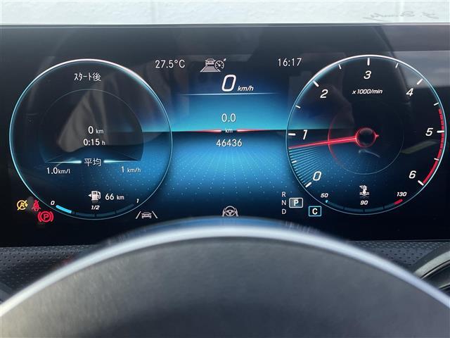 ＣＬＡクラス シューティングブレーク ＣＬＡ２００ｄ　シューティングブレーク　ＡＭＧライン　純正ナビ　バックカメラ　ハーフレザーシート　シートヒーター　パワーシート　アダプティブクルーズコントロール　ブラインドスポットモニター　レーンキープアシスト　パワーバックドア　ドラレコ　ＥＴＣ２．０（9枚目）