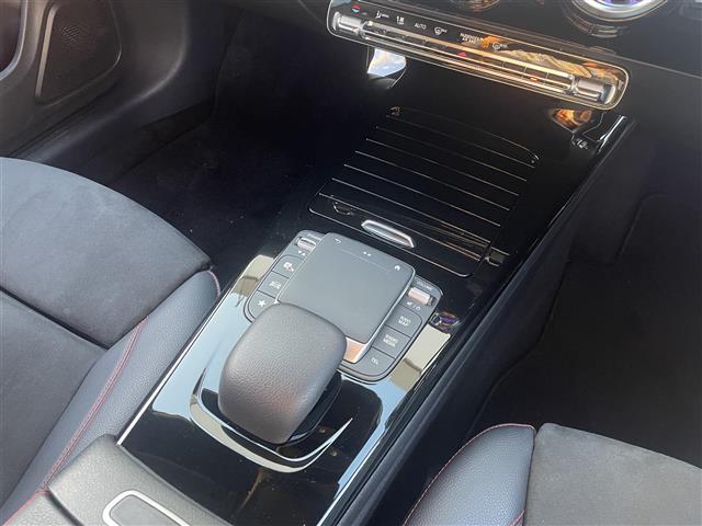 ＣＬＡクラス シューティングブレーク ＣＬＡ２００ｄ　シューティングブレーク　ＡＭＧライン　純正ナビ　バックカメラ　ハーフレザーシート　シートヒーター　パワーシート　アダプティブクルーズコントロール　ブラインドスポットモニター　レーンキープアシスト　パワーバックドア　ドラレコ　ＥＴＣ２．０（17枚目）