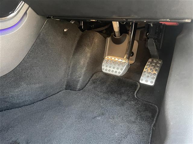 ＣＬＡクラス シューティングブレーク ＣＬＡ２００ｄ　シューティングブレーク　ＡＭＧライン　純正ナビ　バックカメラ　ハーフレザーシート　シートヒーター　パワーシート　アダプティブクルーズコントロール　ブラインドスポットモニター　レーンキープアシスト　パワーバックドア　ドラレコ　ＥＴＣ２．０（25枚目）