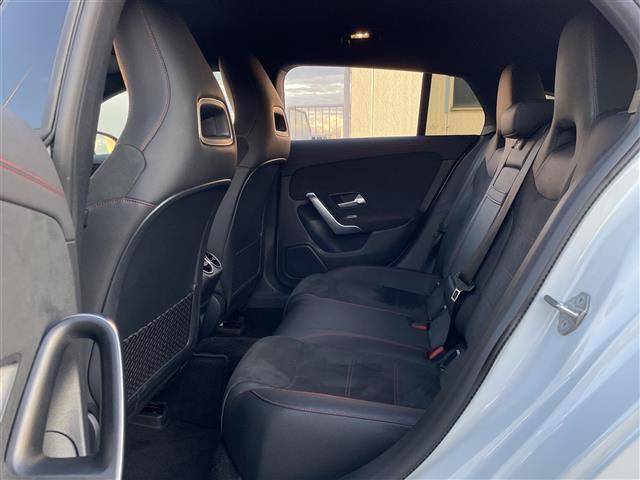 ＣＬＡクラス シューティングブレーク ＣＬＡ２００ｄ　シューティングブレーク　ＡＭＧライン　純正ナビ　バックカメラ　ハーフレザーシート　シートヒーター　パワーシート　アダプティブクルーズコントロール　ブラインドスポットモニター　レーンキープアシスト　パワーバックドア　ドラレコ　ＥＴＣ２．０（29枚目）