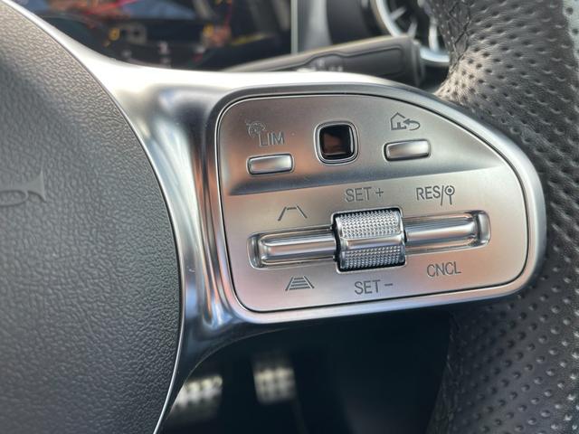 Ａクラス Ａ１８０　エディション１　純正ナビ　３６０°カメラ　ハーフレザーシート　シートヒーター　パワーシート　ヘッドアップディスプレイ　ＥＴＣ２．０　パドルシフト　ワイヤレス充電　前後ドライブレコーダー　レーダーセーフティパッケージ（12枚目）