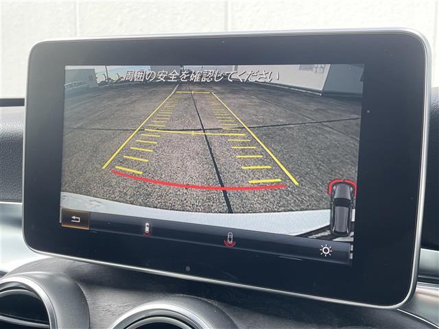 Ｃクラスステーションワゴン Ｃ２２０ｄ　ステーションワゴンローレウスエディション　パノラマサンルーフ　純正ナビ　バックカメラ　黒レザーシート　シートヒーター　ＥＴＣ　アダプティブクルーズコントロール　ブラインドスポットモニター　レーンキープアシスト　パドルシフト　スマートキー（4枚目）