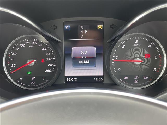 Ｃクラスステーションワゴン Ｃ２２０ｄ　ステーションワゴンローレウスエディション　パノラマサンルーフ　純正ナビ　バックカメラ　黒レザーシート　シートヒーター　ＥＴＣ　アダプティブクルーズコントロール　ブラインドスポットモニター　レーンキープアシスト　パドルシフト　スマートキー（12枚目）