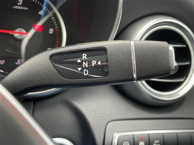 Ｃクラスステーションワゴン Ｃ２２０ｄ　ステーションワゴンローレウスエディション　パノラマサンルーフ　純正ナビ　バックカメラ　黒レザーシート　シートヒーター　ＥＴＣ　アダプティブクルーズコントロール　ブラインドスポットモニター　レーンキープアシスト　パドルシフト　スマートキー（17枚目）