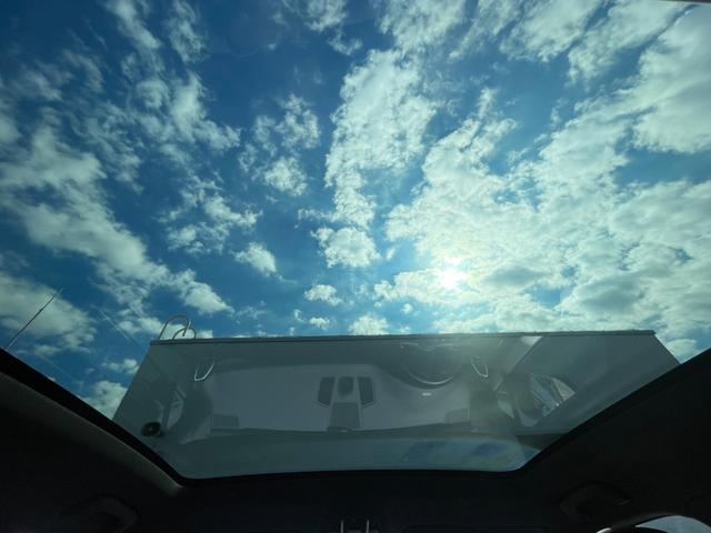 カイエンクーペ カイエンS クーペ スポーツクロノPKG パノラマサンルーフ 純正ナビ 360°カメラ 黒革シート シートヒーター/ベンチレーション ブラインドスポットモニター レーンキープ アダプティブエアサスペンション ETC2.0(7枚目)