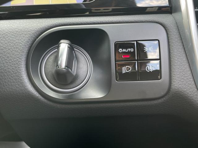 カイエンクーペ カイエンS クーペ スポーツクロノPKG パノラマサンルーフ 純正ナビ 360°カメラ 黒革シート シートヒーター/ベンチレーション ブラインドスポットモニター レーンキープ アダプティブエアサスペンション ETC2.0(18枚目)