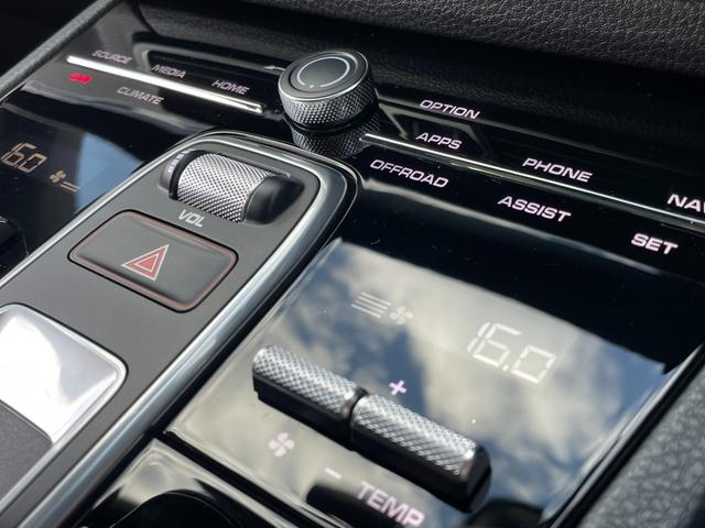 カイエンクーペ カイエンS クーペ スポーツクロノPKG パノラマサンルーフ 純正ナビ 360°カメラ 黒革シート シートヒーター/ベンチレーション ブラインドスポットモニター レーンキープ アダプティブエアサスペンション ETC2.0(23枚目)