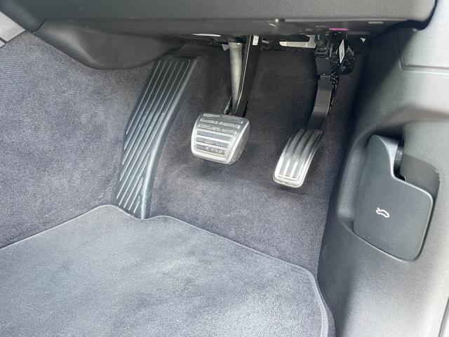 カイエンクーペ カイエンS クーペ スポーツクロノPKG パノラマサンルーフ 純正ナビ 360°カメラ 黒革シート シートヒーター/ベンチレーション ブラインドスポットモニター レーンキープ アダプティブエアサスペンション ETC2.0(35枚目)