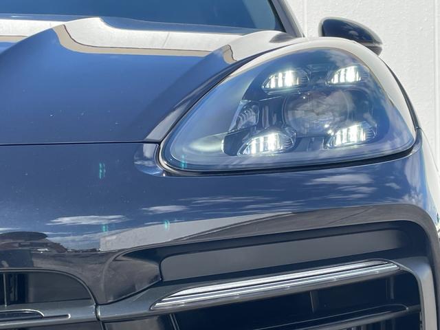 カイエンクーペ カイエンS クーペ スポーツクロノPKG パノラマサンルーフ 純正ナビ 360°カメラ 黒革シート シートヒーター/ベンチレーション ブラインドスポットモニター レーンキープ アダプティブエアサスペンション ETC2.0(65枚目)