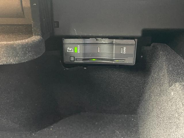 Ｂクラス Ｂ２００ｄ　ＡＭＧライン　アドバンスドＰＫＧ　レーダーセーフティＰＫＧ　メーカーナビ　フルセグＴＶ　３６０°カメラ　ハーフレザーシート　シートヒーター　パワーシート　アダプティブクルーズコントロール　ブラインドスポットモニター（6枚目）