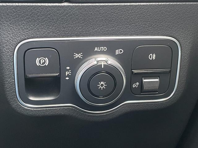 Ｂクラス Ｂ２００ｄ　ＡＭＧライン　アドバンスドＰＫＧ　レーダーセーフティＰＫＧ　メーカーナビ　フルセグＴＶ　３６０°カメラ　ハーフレザーシート　シートヒーター　パワーシート　アダプティブクルーズコントロール　ブラインドスポットモニター（16枚目）