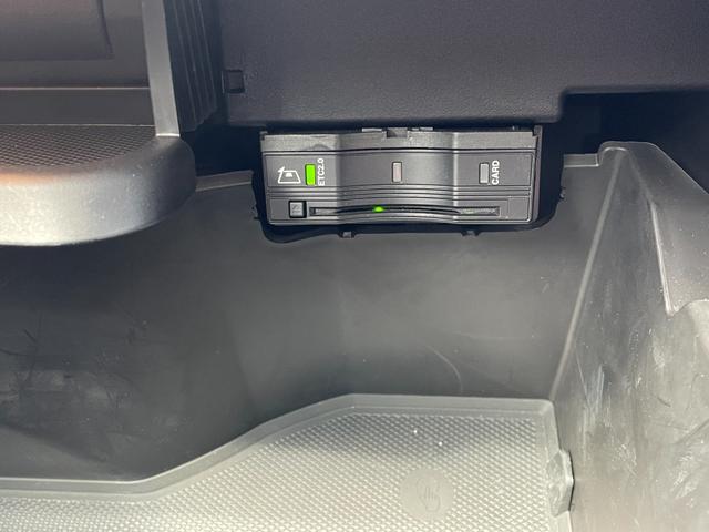 GLB GLB250 4マチック スポーツ 純正ナビ フルセグTV Bluetooth接続 360°カメラ レザーシート シートヒーター 前席パワーシート レーダーセーフティー 純正OP前後ドライブレコーダー ETC2.0 アダプティブクルーズ(8枚目)