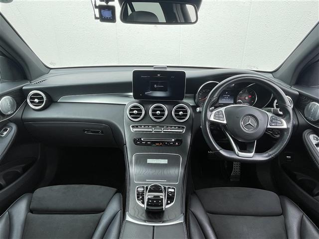 GLC GLC220d 4マチック ローレウスエディション ワンオーナー/360台限定車/レーダーセーフティPKG/ナイトPKG/パノラマルーフ/純正ナビ/DTV/360°カメラ/ブルメスターサウンド/パワーバックドア/ドラレコ/ETC/ハーフレザー(2枚目)