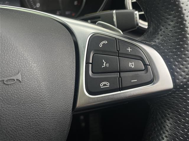 GLC GLC220d 4マチック ローレウスエディション ワンオーナー/360台限定車/レーダーセーフティPKG/ナイトPKG/パノラマルーフ/純正ナビ/DTV/360°カメラ/ブルメスターサウンド/パワーバックドア/ドラレコ/ETC/ハーフレザー(6枚目)