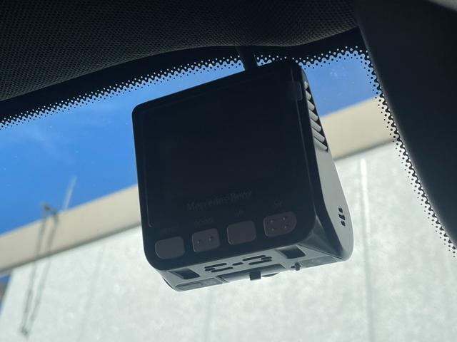 GLC GLC220d 4マチック AMGライン 純正ナビ フルセグTV Bluetooth接続 360°カメラ レザーシート シートヒーター パワーバックドア パノラマルーフ アダプティブクルーズコントロール ブラインドスポットモニター ETC(10枚目)