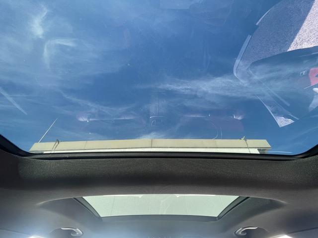 GLC GLC220d 4マチック AMGライン 純正ナビ フルセグTV Bluetooth接続 360°カメラ レザーシート シートヒーター パワーバックドア パノラマルーフ アダプティブクルーズコントロール ブラインドスポットモニター ETC(12枚目)