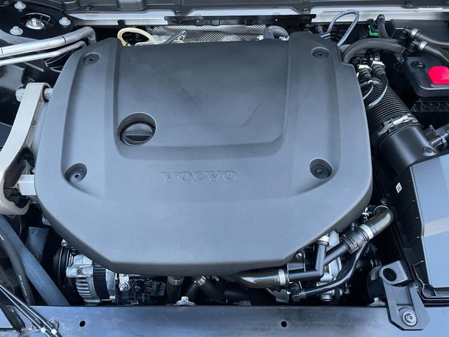 XC60 B6 AWD Rデザイン ワンオーナー エアサス車 TRデザイン専用ハーフレザー 全席シートヒーター 純正Googleナビ ヘッドアップディスプレイ パワーテールゲート Harman/Kardonサウンド ACC BSM(80枚目)