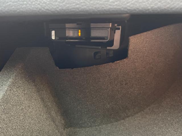 GLAクラス GLA220 4マチック レーダーセーフティパッケージ サンルーフ 純正ナビ フルセグTV Bluetooth接続バックモニター 電動リアゲート haman/kardon ブラインドスポットモニター レーンキープアシスト(13枚目)