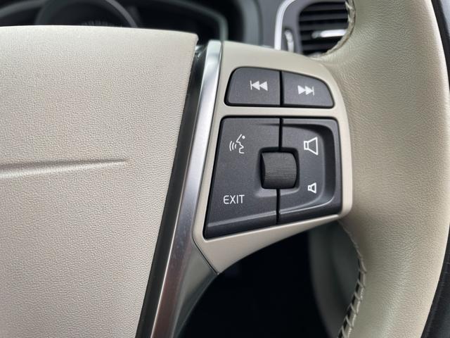V40 T3 モメンタム 純正ナビ フルセグTV バックモニター 衝突被害軽減ブレーキ レーンキープアシスト ブラインドスポットモニター クルーズコントロール ドライブレコーダー ETC ステアリングスイッチ ドライブレコーダ(11枚目)