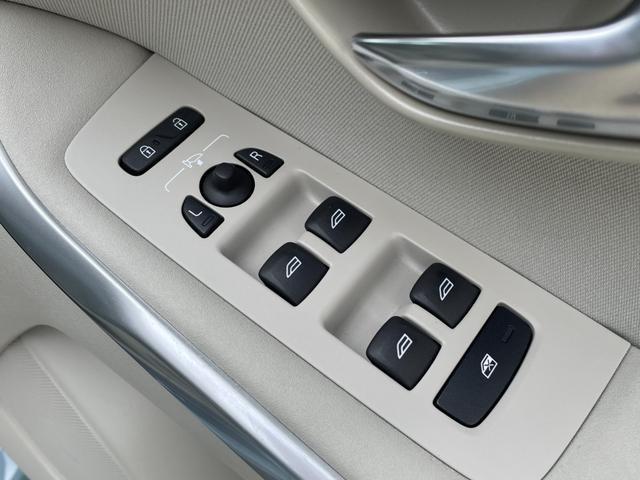 V40 T3 モメンタム 純正ナビ フルセグTV バックモニター 衝突被害軽減ブレーキ レーンキープアシスト ブラインドスポットモニター クルーズコントロール ドライブレコーダー ETC ステアリングスイッチ ドライブレコーダ(35枚目)