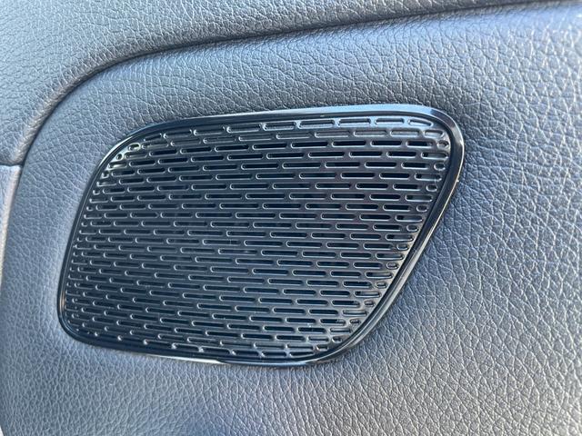 Aクラス A35 4マチック 1オーナー/パノラマルーフ/j純正ナビ/TV/360°カメラ/レザーシート/HUD/アドバンスドPKG/純正OPドラレコ/アンビエントライト/シートヒーター/パワーシート/4WD/パドルシフト/ETC(49枚目)