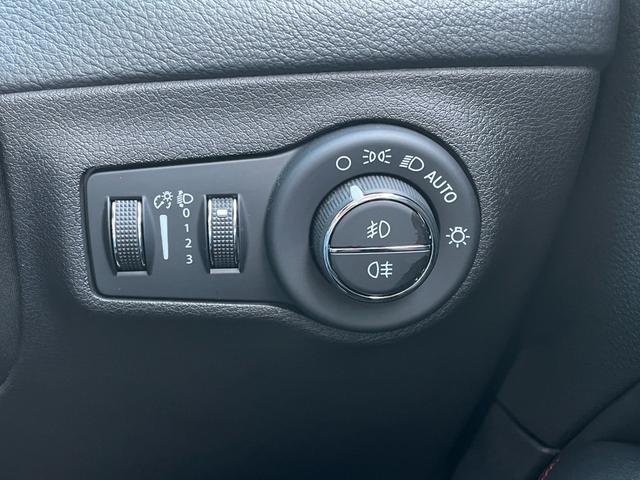 ジープ・コンパス トレイルホーク 4WD 純正ナビ フルセグTV バックモニター ハーフレザーシート 前後ドライブレコーダー アダプティブクルーズコントロール ブラインドスポットモニター レーントレーシングアシスト ETC(25枚目)