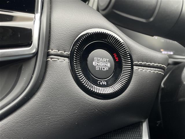 ジープ・コマンダー リミテッド 純正ナビ 360°カメラ レザーシート シートヒーター 前後ドライブレコーダー ETC アダプティブクルーズコントロール パワーバックドア コーナーセンサー HIDヘッドライト 純正フロアマット(23枚目)