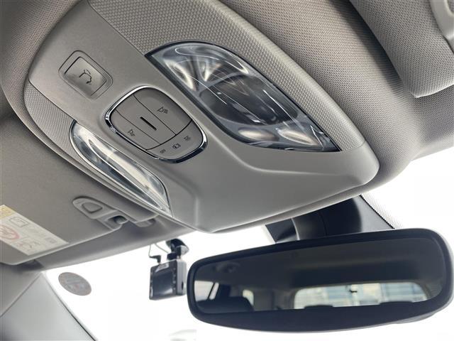 ジープ・コマンダー リミテッド 純正ナビ 360°カメラ レザーシート シートヒーター 前後ドライブレコーダー ETC アダプティブクルーズコントロール パワーバックドア コーナーセンサー HIDヘッドライト 純正フロアマット(26枚目)