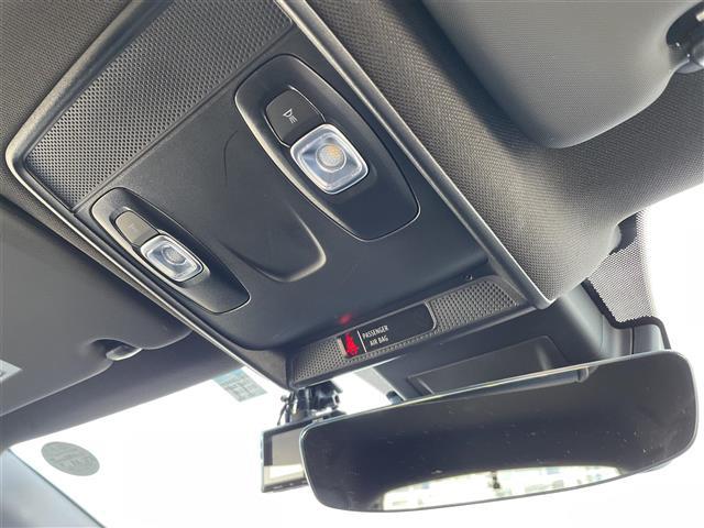 キャプチャー ブラックスタイル 純正ディスプレイオーディオ 全方位カメラ ハーフレザーシート シートヒーター 前後ドライブレコーダー ETC コーナーセンサー アダプティブクルーズコントロール コンフォートアクセス 純正フロアマット(24枚目)