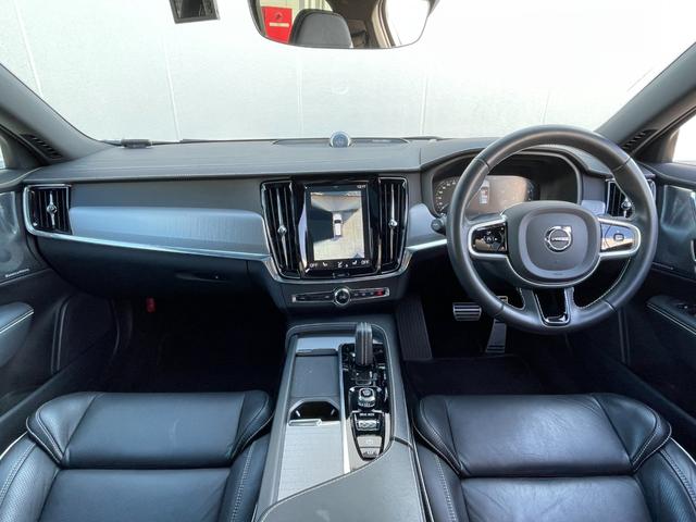 ＬＩＢＥＲＡＬＡお台場の物件をご覧いただきまして誠にありがとうございます。心ゆくまでおクルマ選びをお楽しみください。