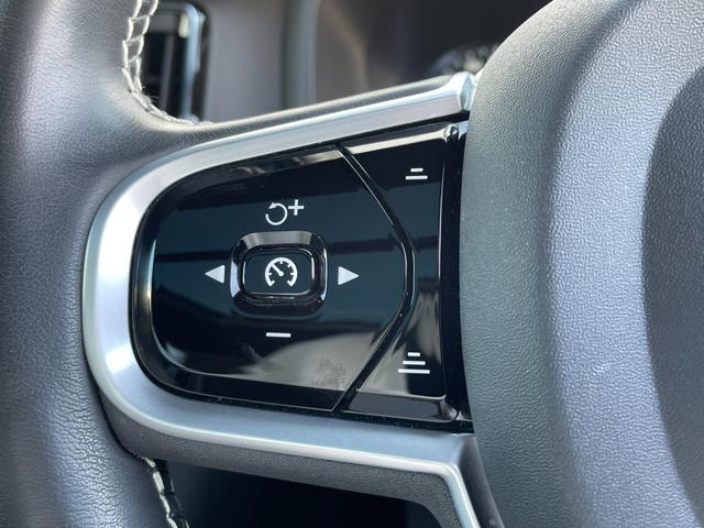 ＬＩＢＥＲＡＬＡでは多種多様の車種をご用意させていただいております。お客様がご納得いくまで、そのお車の持つ特性を五感すべてで感じ取っていただける場をご提供します。