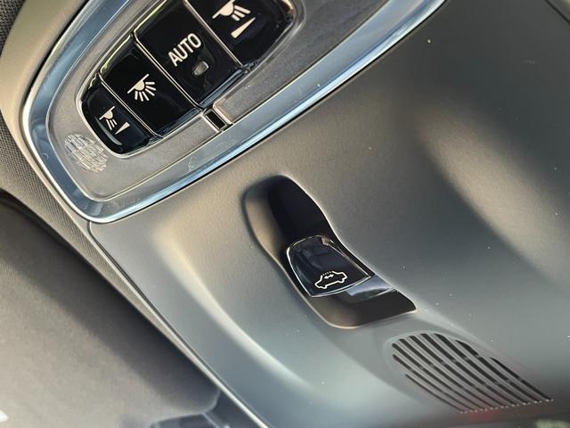 店舗にて現車の確認もいただけますので、お電話で在庫のご確認の上是非ご来店くださいませ！