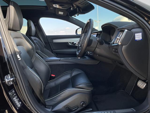 ＬＩＢＥＲＡＬＡの有償保証は納車日からスタート。メーカー保証が満了したおクルマも安心。※長期保証を付帯できる車両には条件があります。保証の付帯、期間、範囲、内容、適用には一定の条件がございます。