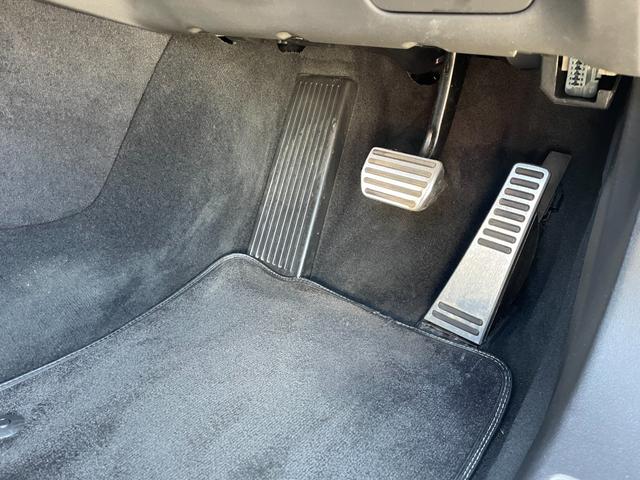 Ｇｏｏ鑑定はＪＡＡＡ（日本自動車鑑定協会）に委託し、内外装の状態、走行距離、機関、修復歴を細かくチェック致します