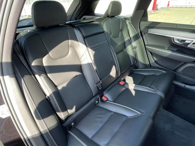 ＬＩＢＥＲＡＬＡでは輸入車でも長期保証がご選択頂けます。「中古車は不安」というお客様の声にお応えし、お客様の安心安全のために業界最長の保証を実現致しました。