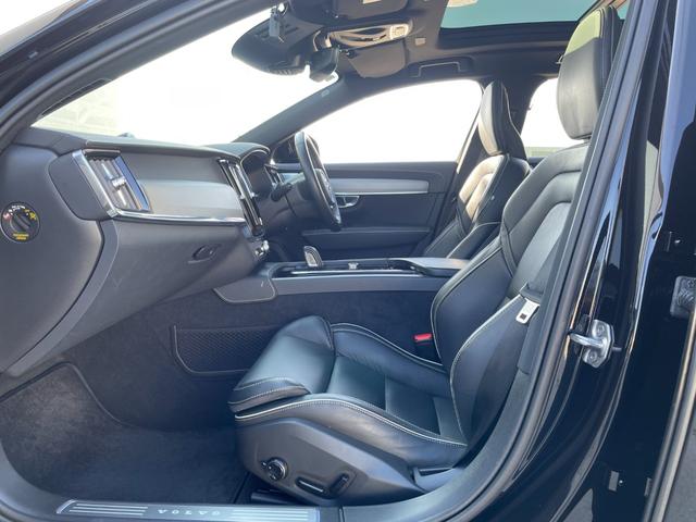 全車正規ディーラー車、納車時からのあんしん保証付き。エンドユーザーから直接買い取り致しました車両です。記録簿等で整備履歴の確認も可能です。