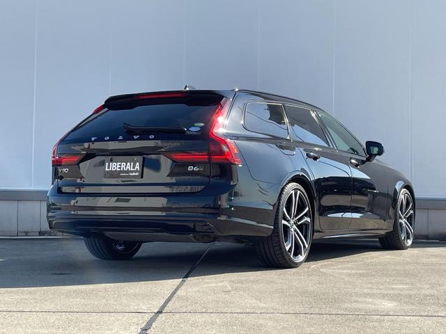 ＢＭＷ、メルセデス、アウディといったドイツのプレミアムブランドをはじめとした、各種輸入車ブランドを同時に比較することができます。