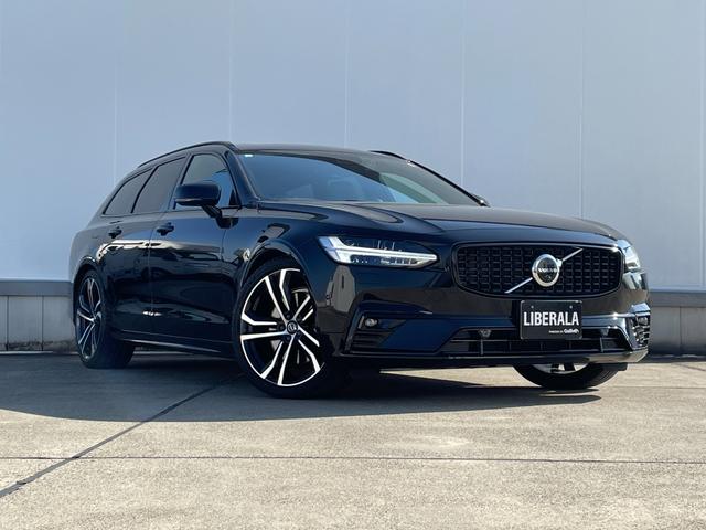 ＬＩＢＥＲＡＬＡは、輸入車選びの新たなスタイルを提案するインポート・セレクト・ブランドです。オーナー様となる方がクルマから直接感じる感性を第一にした、最良の一台との出会いをコーディネートいたします。