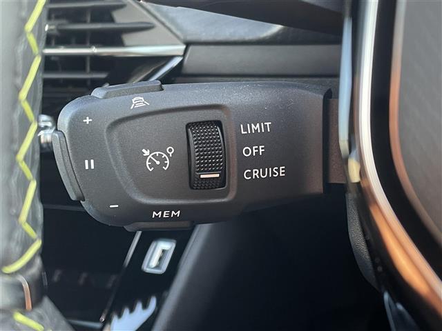 208 GT パノラマルーフ/純正DA/Bカメラ/AplleCarPlay/レーダークルーズ/ハーフレザ^シート/シートヒーター/前後ドラレコ/ETC(31枚目)