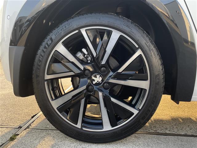 208 GT パノラマルーフ/純正DA/Bカメラ/AplleCarPlay/レーダークルーズ/ハーフレザ^シート/シートヒーター/前後ドラレコ/ETC(41枚目)