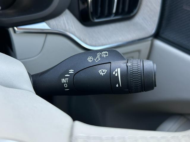 ご来店が難しいお客様でもご安心下さい、当店スタッフがお車の詳細やサービス内容までしっかりご説明させて頂きます