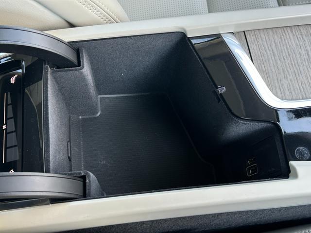 バックオーダーをご利用いただければ、希少なお車や、特定の装備のついたお車など、お客様からのご要望に応じて全国ネットワークからお探しさせて頂きます。