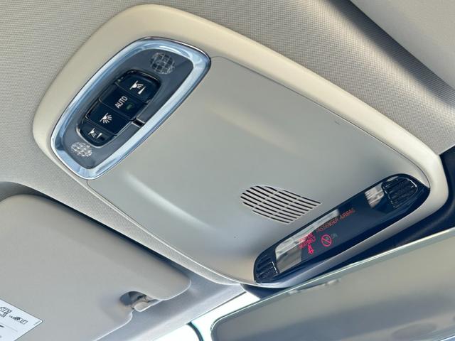 ＬＩＢＥＲＡＬＡでは輸入車でも長期保証がご選択頂けます。「中古車は不安」というお客様の声にお応えし、お客様の安心安全のために業界最長の保証を実現致しました。