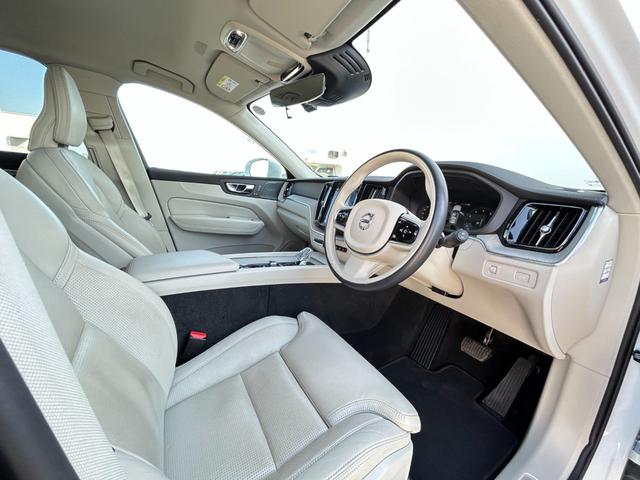 ＬＩＢＥＲＡＬＡは、輸入車選びの新たなスタイルを提案するインポート・セレクト・ブランドです。オーナー様となる方がクルマから直接感じる感性を第一にした、最良の一台との出会いをコーディネートいたします。