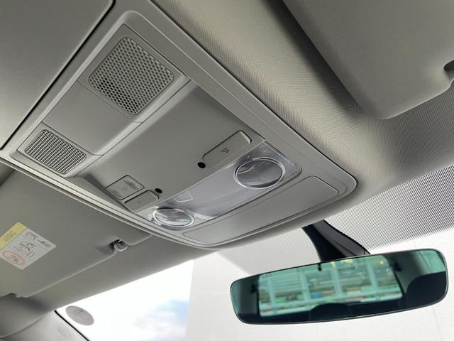 シャラン ＴＳＩ　コンフォートライン　ナビゲーションパッケージ　ハイキセノンパッケージ　純正ナビ　バックカメラ　純正１６インチアルミホイール　アダプティブクルーズコントロール　スマートキー　プッシュスタート　アイドリングストップ（28枚目）