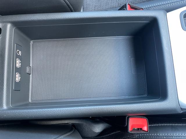 Ａ５スポーツバック ４０ＴＦＳＩスポーツ　Ｓライン　純正ナビ　フルセグＴＶ　バーチャルコックピット　全方位カメラ　パワーリアゲート　パワーシート　アダプティブクルーズコントロール　マトリクスＬＥＤ　純正１８インチアルミホイール（26枚目）