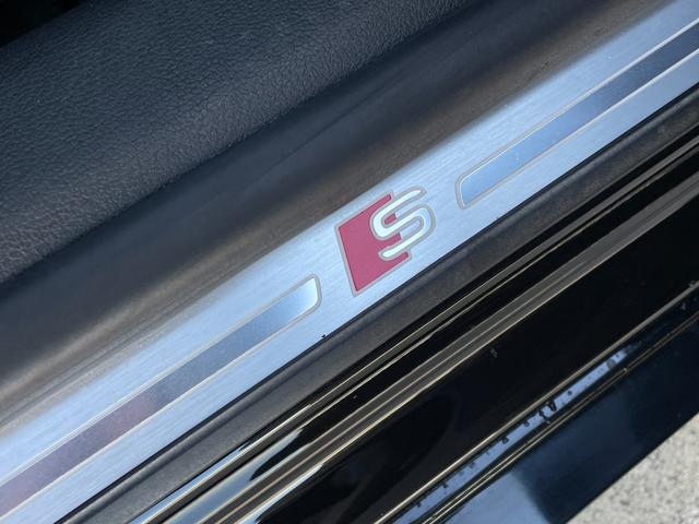 Ａ５スポーツバック ４０ＴＦＳＩスポーツ　Ｓライン　純正ナビ　フルセグＴＶ　バーチャルコックピット　全方位カメラ　パワーリアゲート　パワーシート　アダプティブクルーズコントロール　マトリクスＬＥＤ　純正１８インチアルミホイール（37枚目）